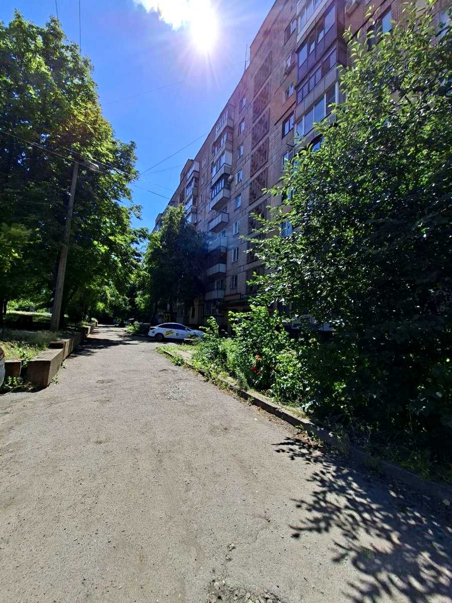 1869606649614511