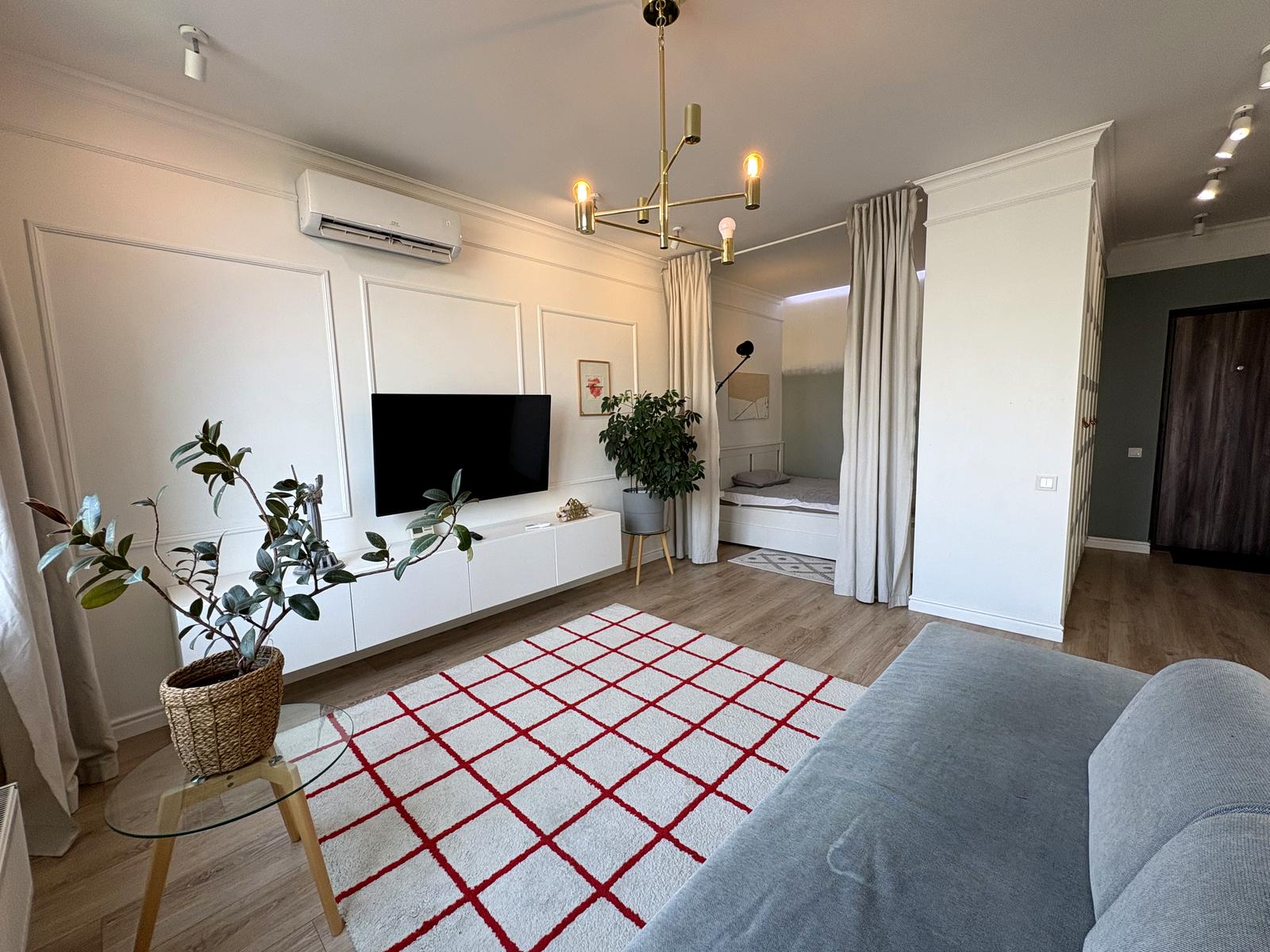 1869606774155382