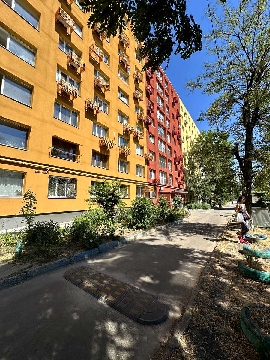 1869609488005129