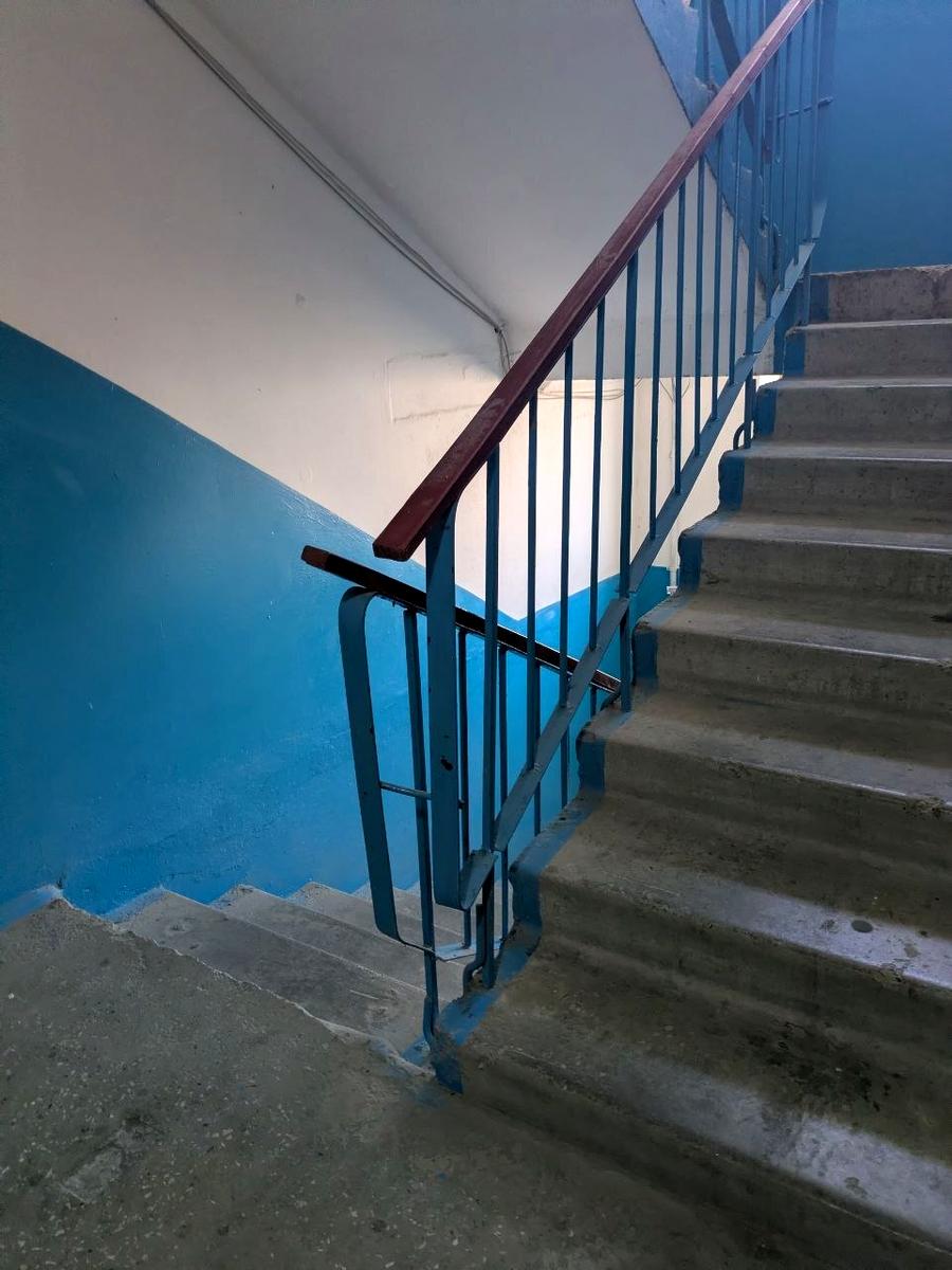 1869609904199047