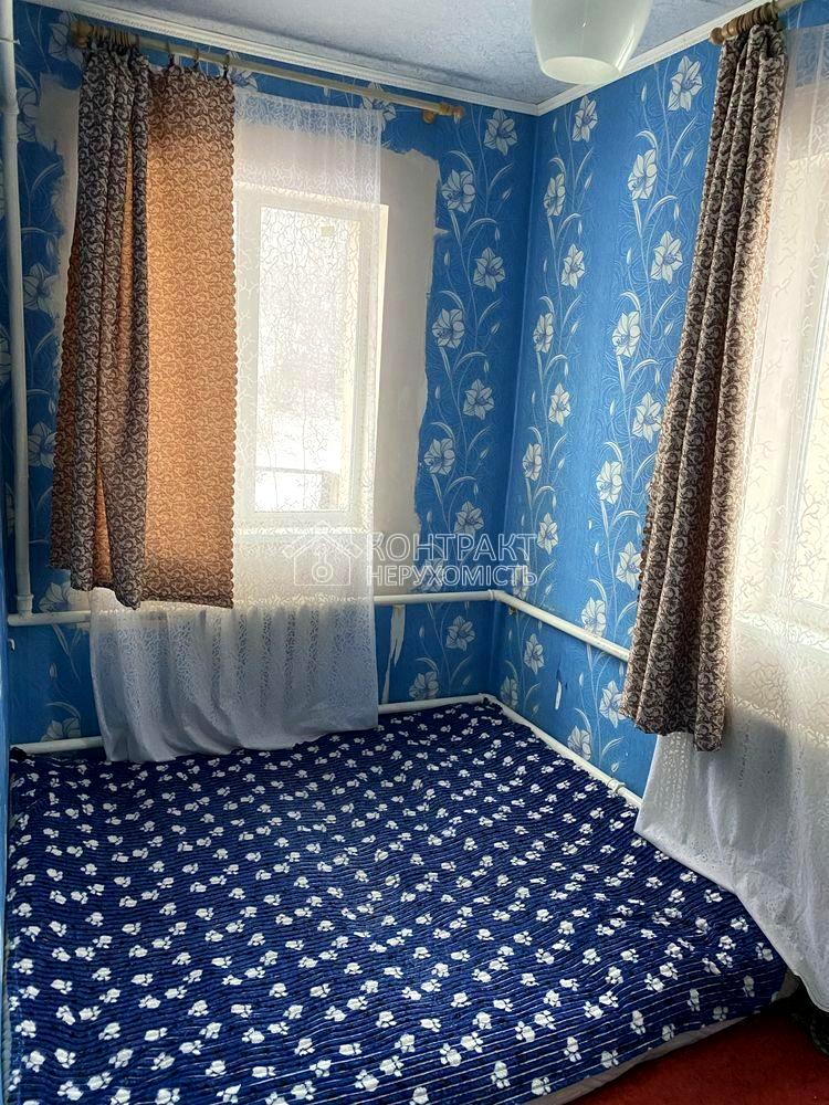 1869610550384603