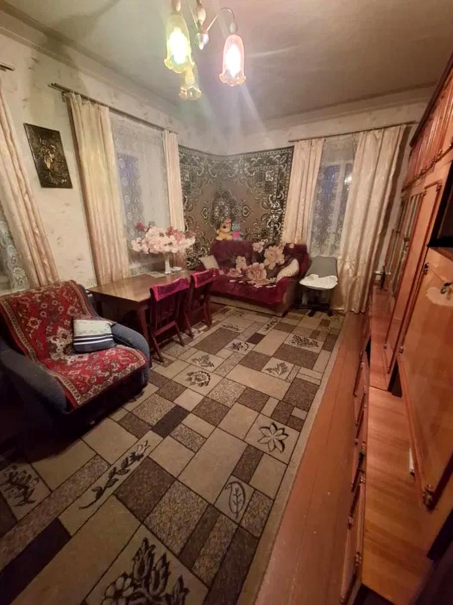 1869610590460266