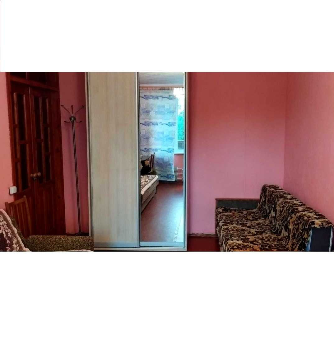1869613050641484