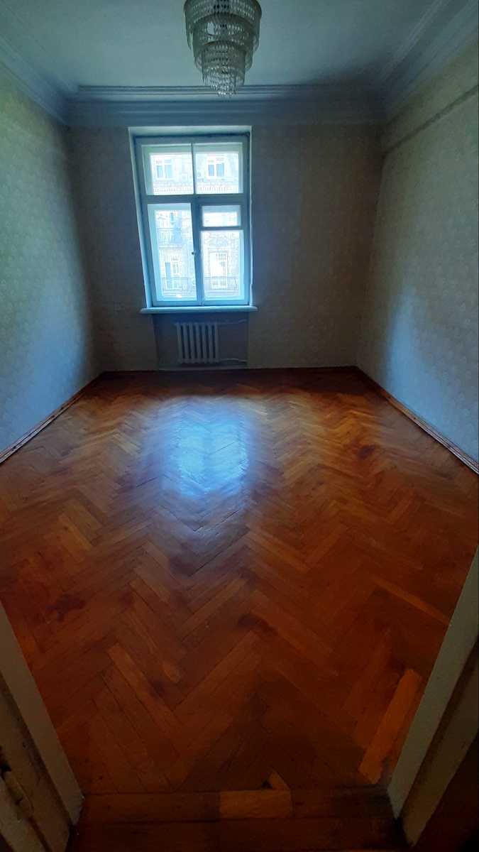 1869615386270174