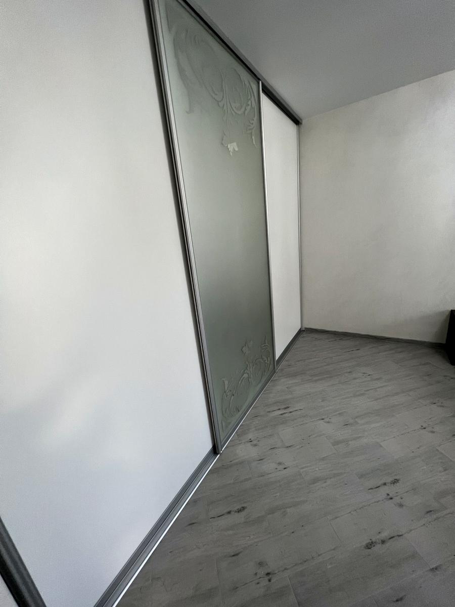 1869616307083971