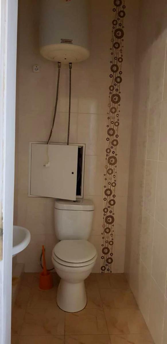 1869616973684589
