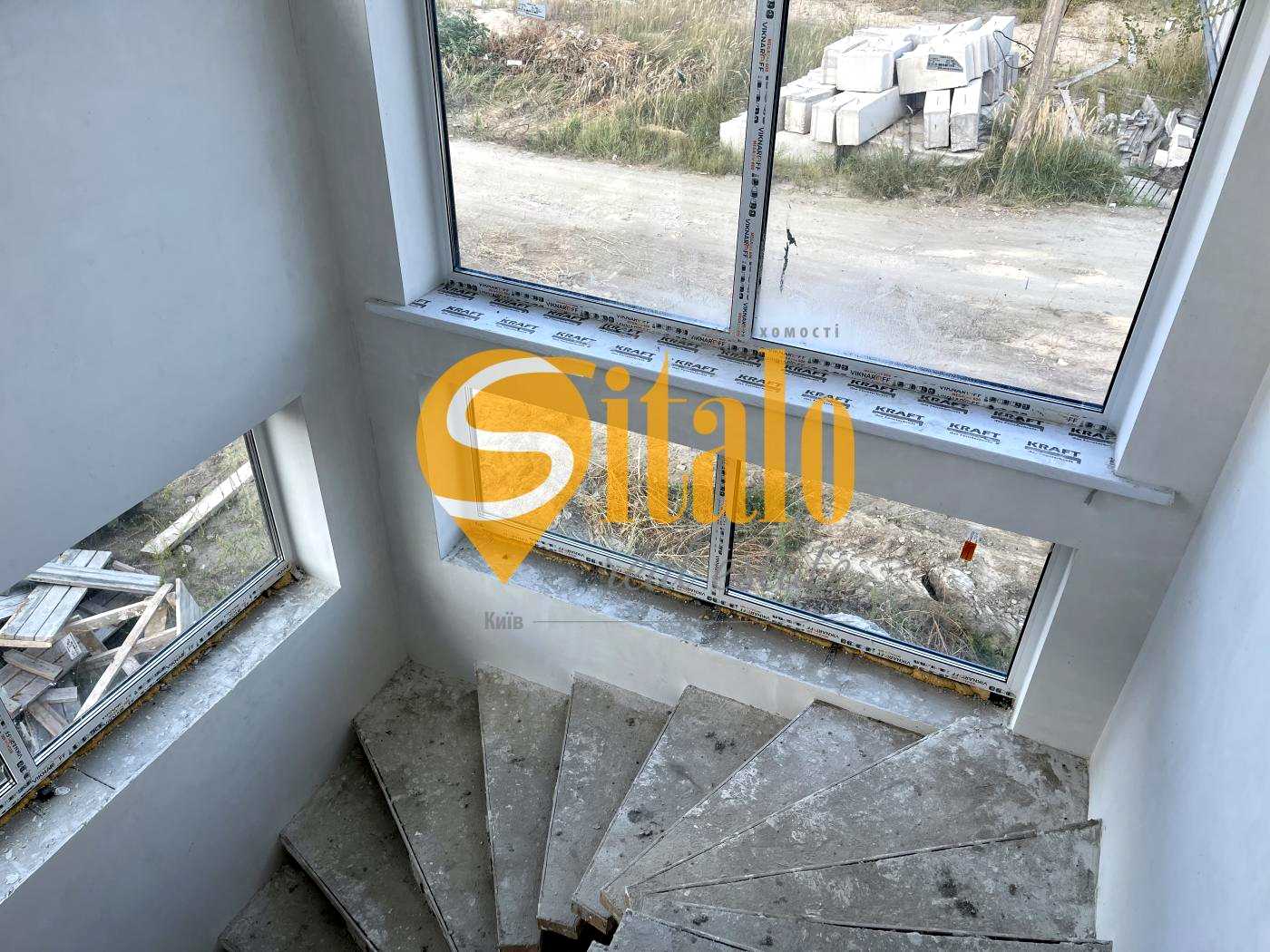 1869617436224056