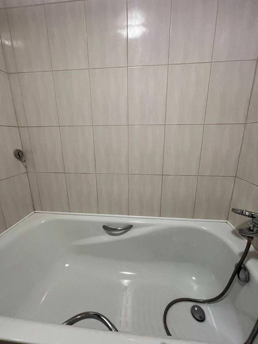 1869628461857953