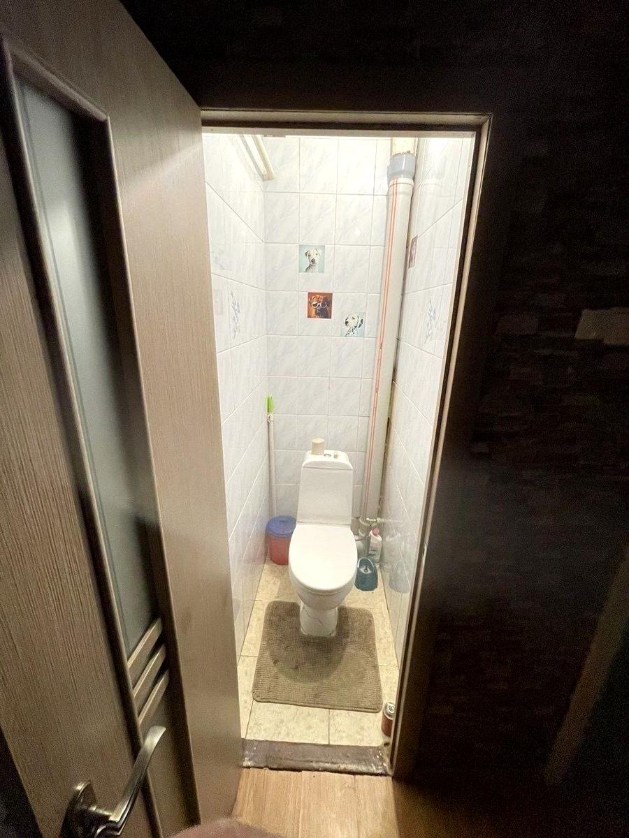 1869636363883419