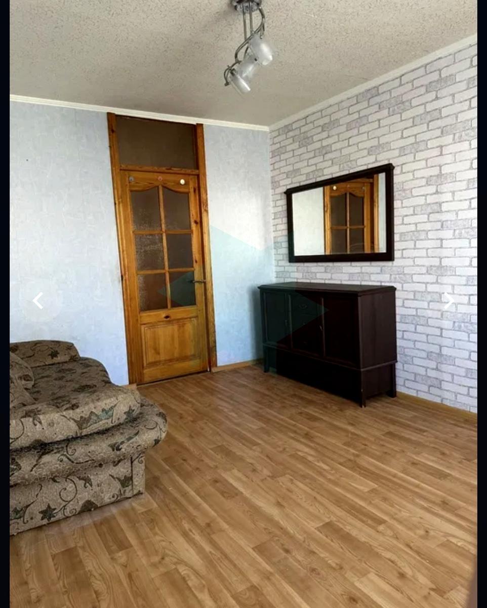 1869675281255794