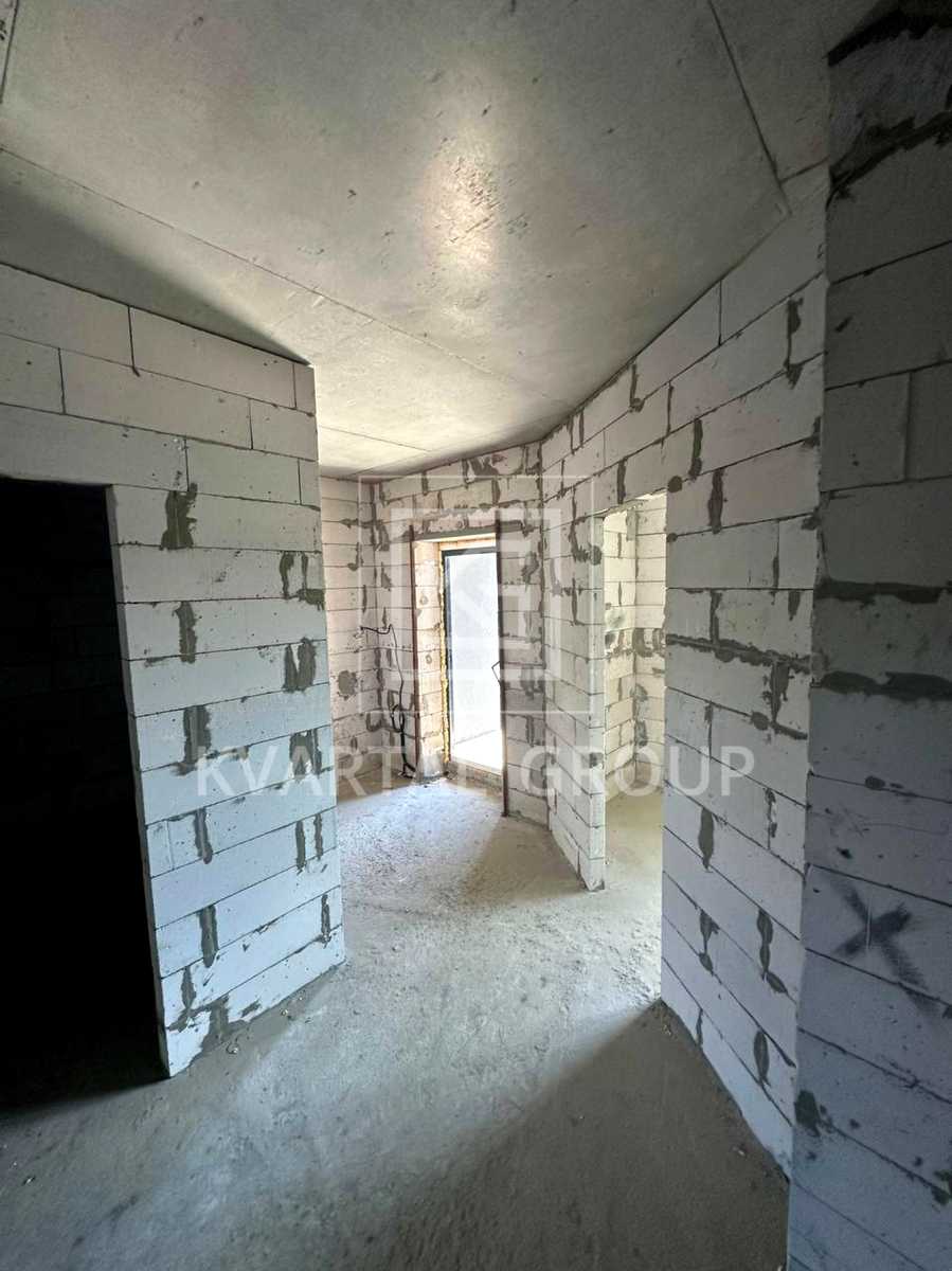 1869676469840231