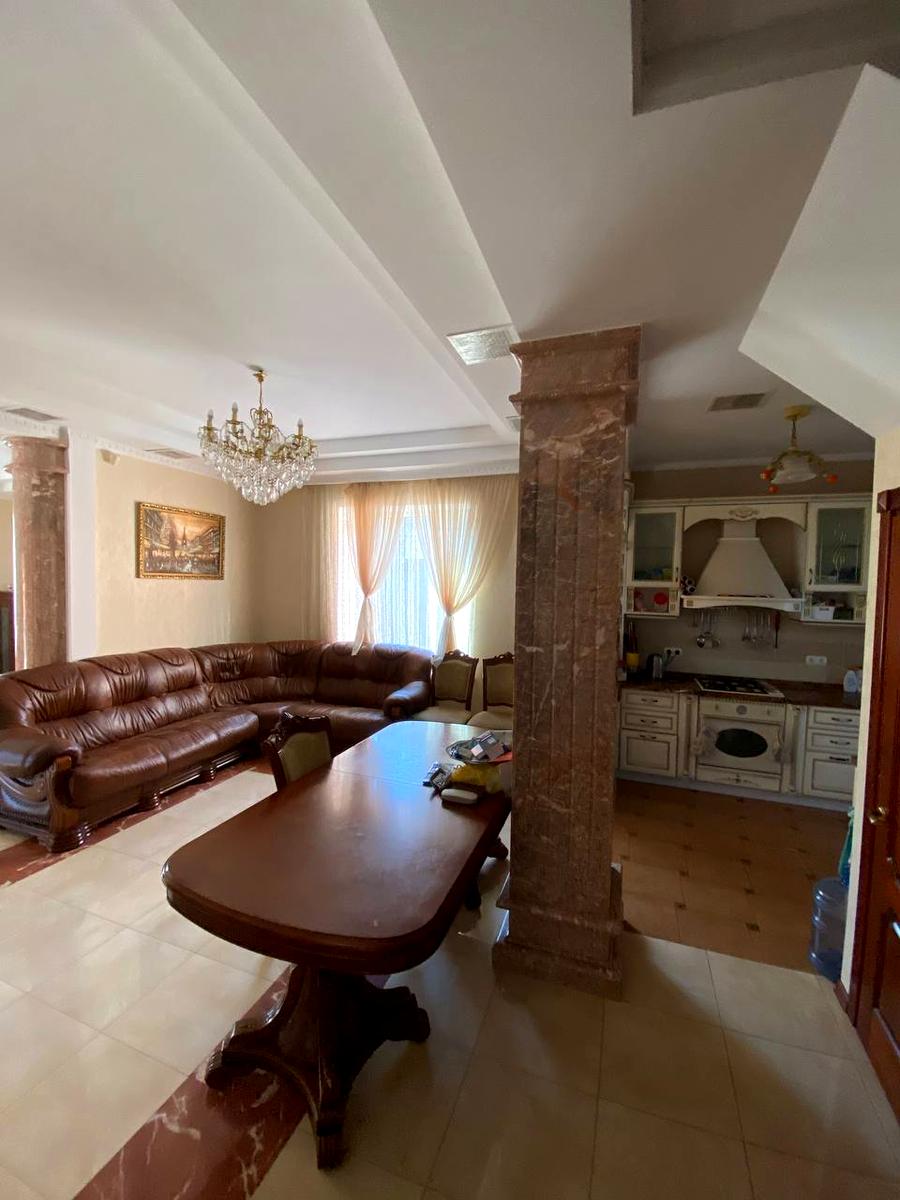 Дом по адресу ул. Грушевского (площадь 422 м²) - imageAlt 29 Дом по адресу ул. Грушевского (площадь 422 м²) - Atlanta.ua - imageAlt 29