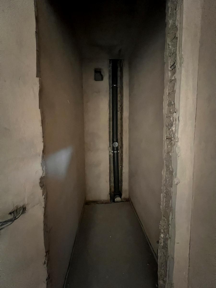 1869682764711562