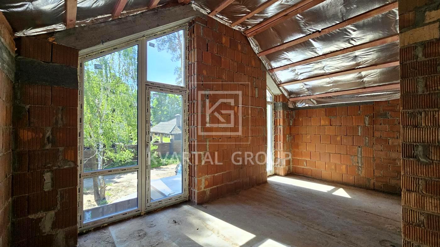 1869684497506791