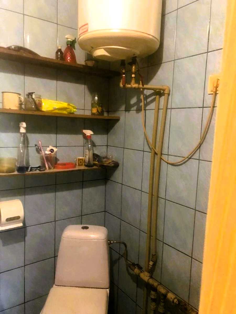 1869687229282898