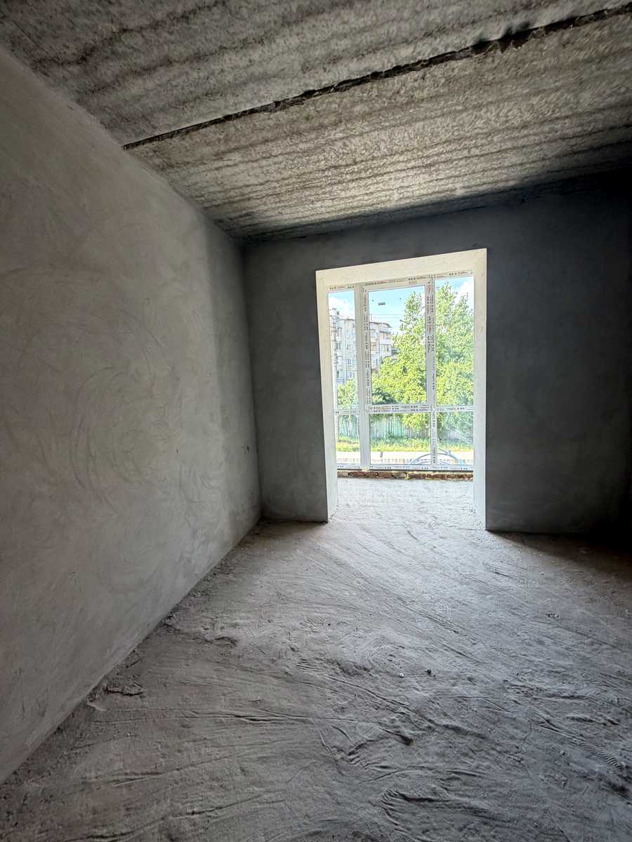 1869698169170509