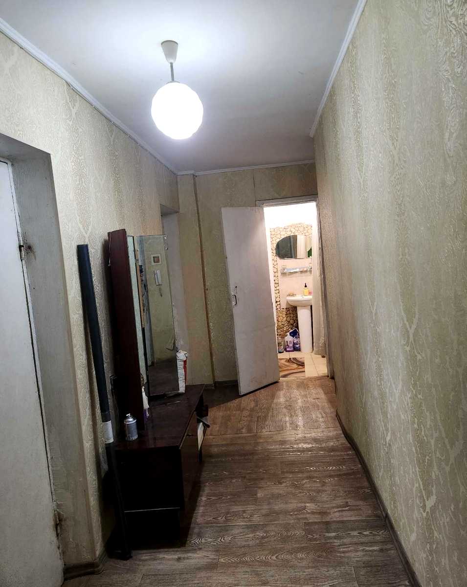 1869705534165437