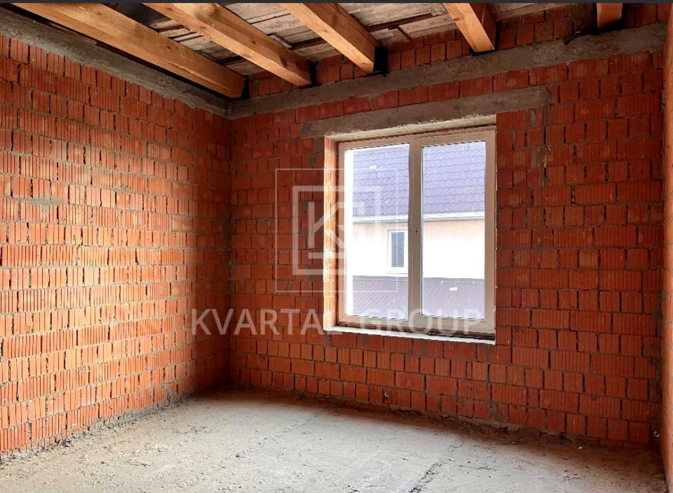 1869707971404751