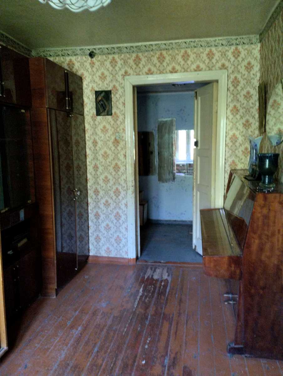 1869711176451177