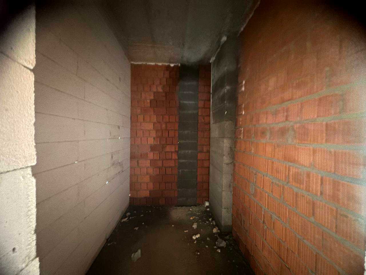 1869712190822104