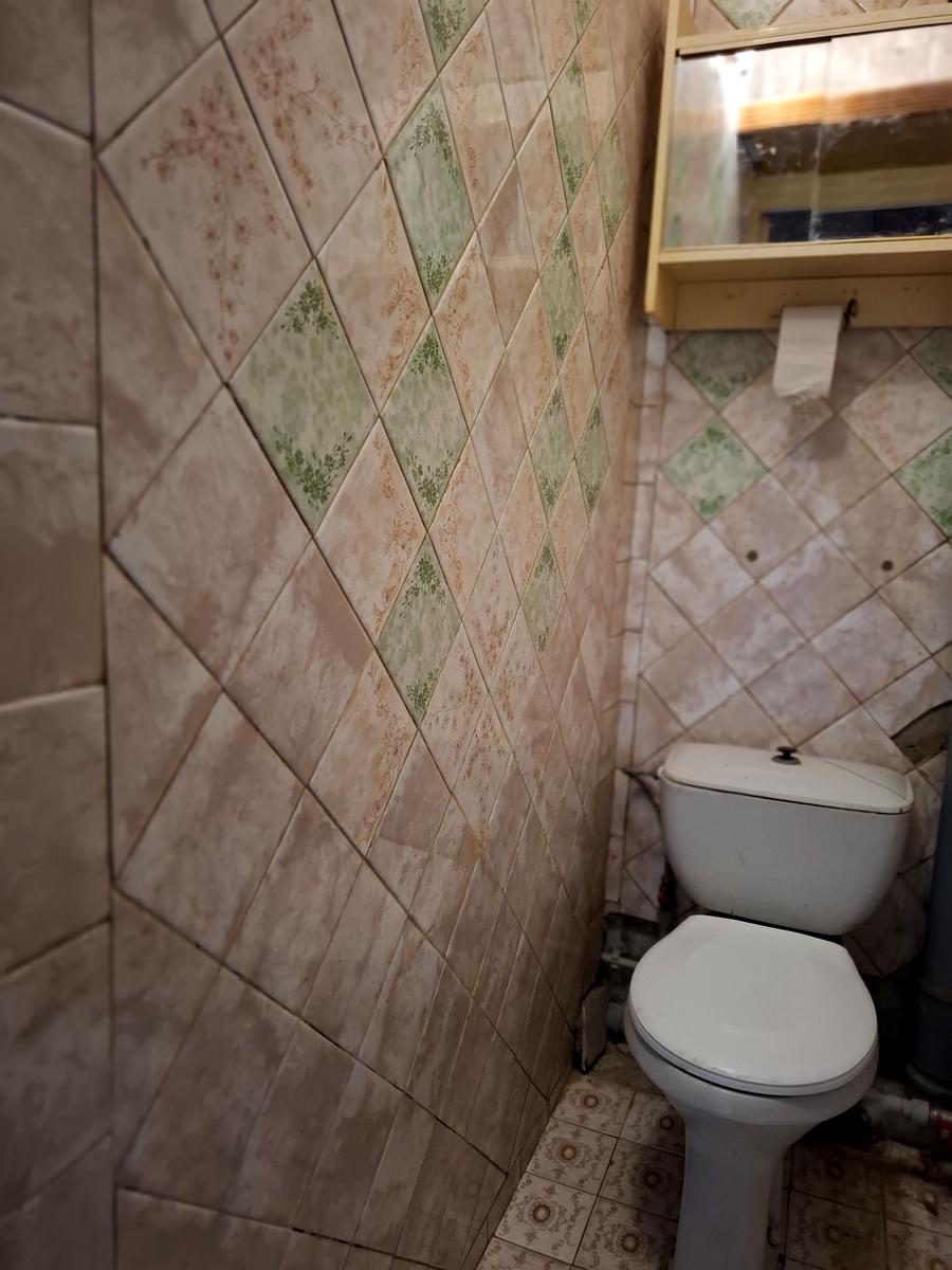 1869716510031394