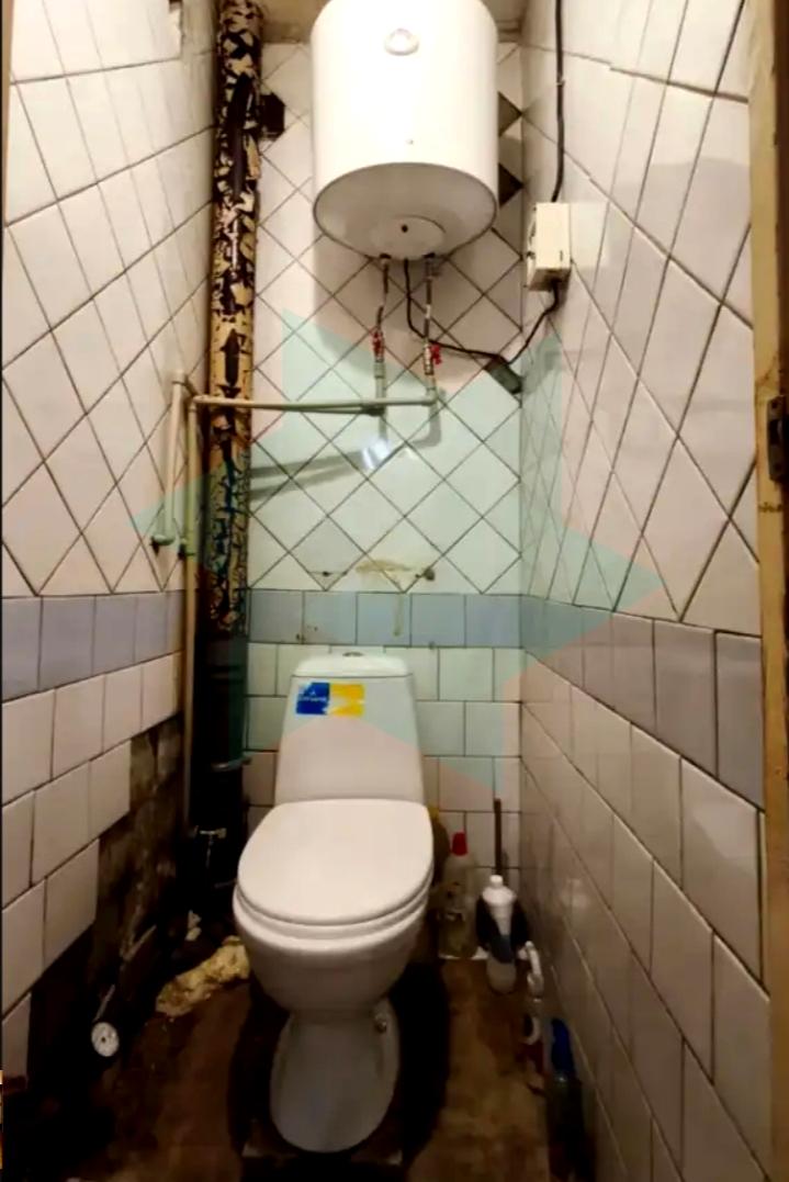 1869777165297754