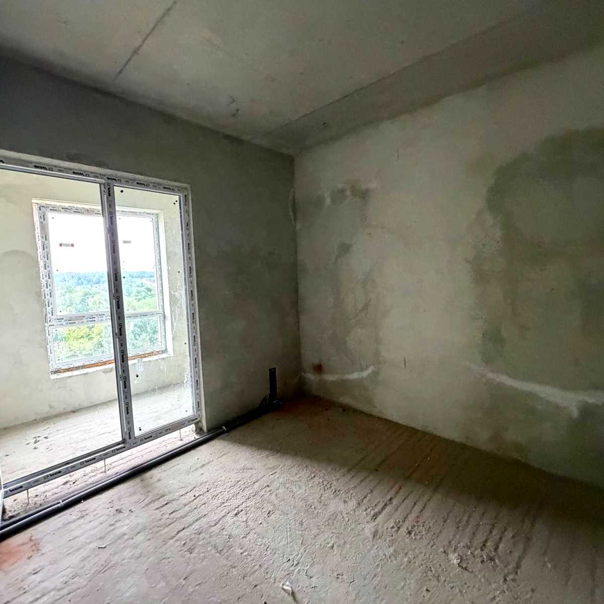 1869784315604755
