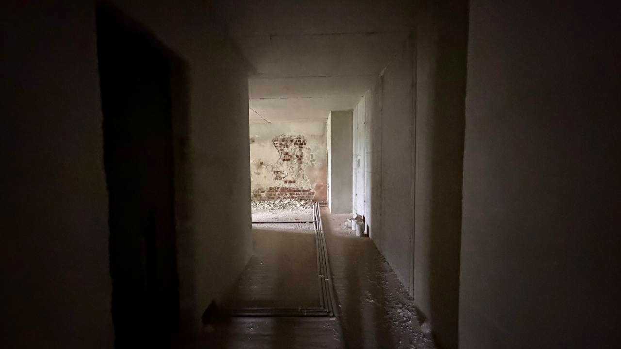 1869784316365363