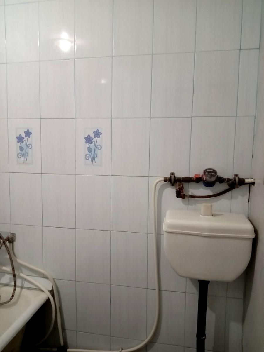 1869785919589858