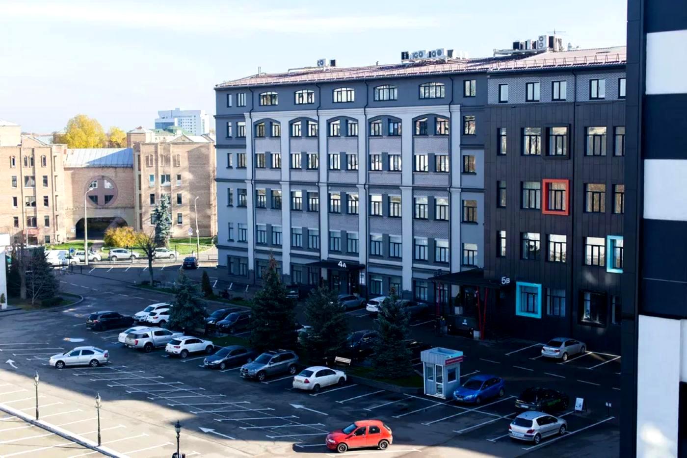 1869790171166024