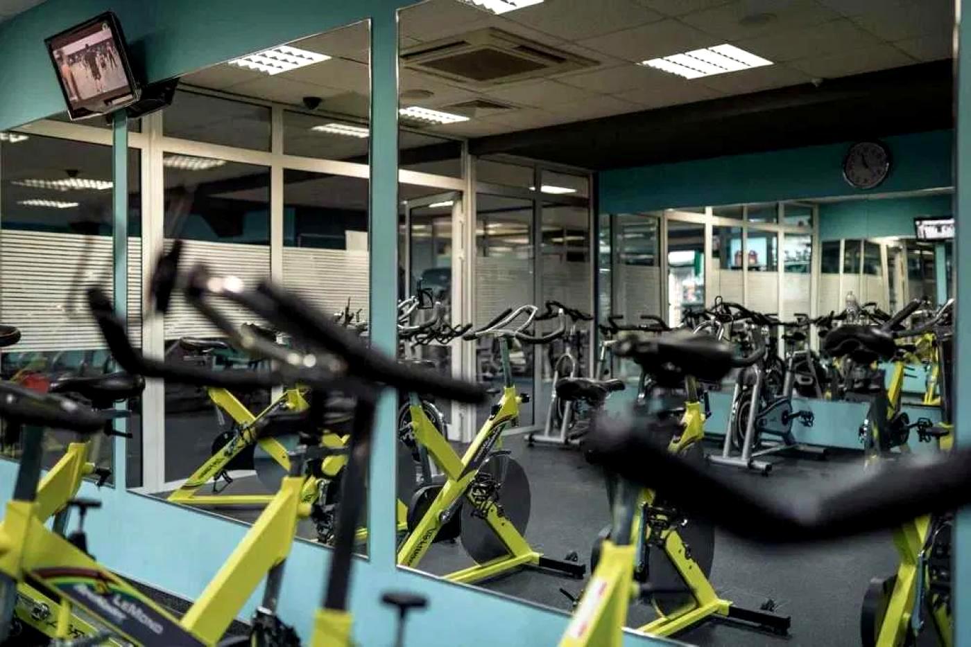1869790172355749