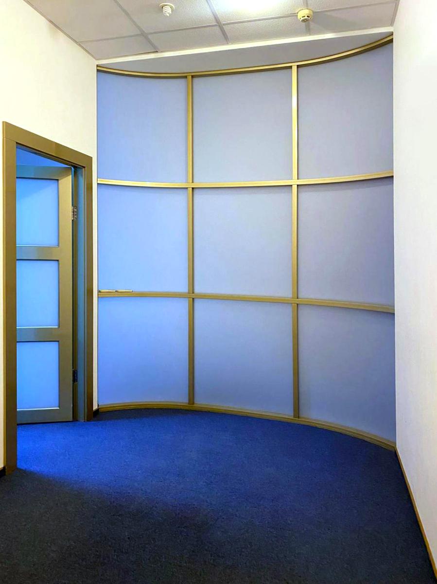 1869790384362167