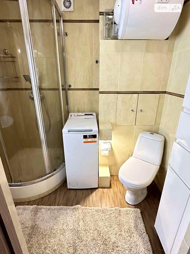 1869851938915598