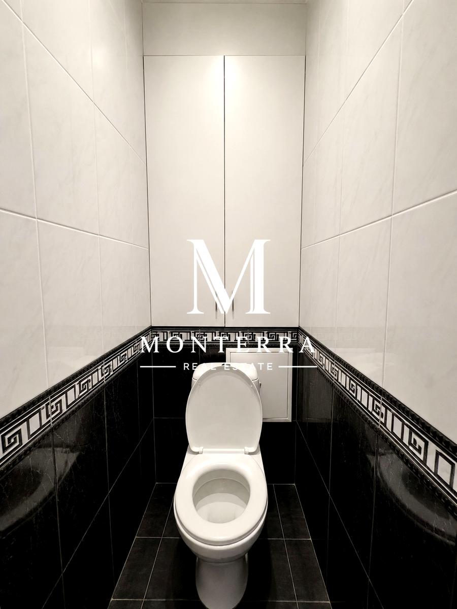 1869862926020575