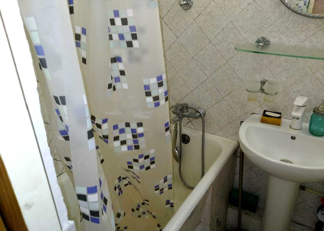 1869871419322003