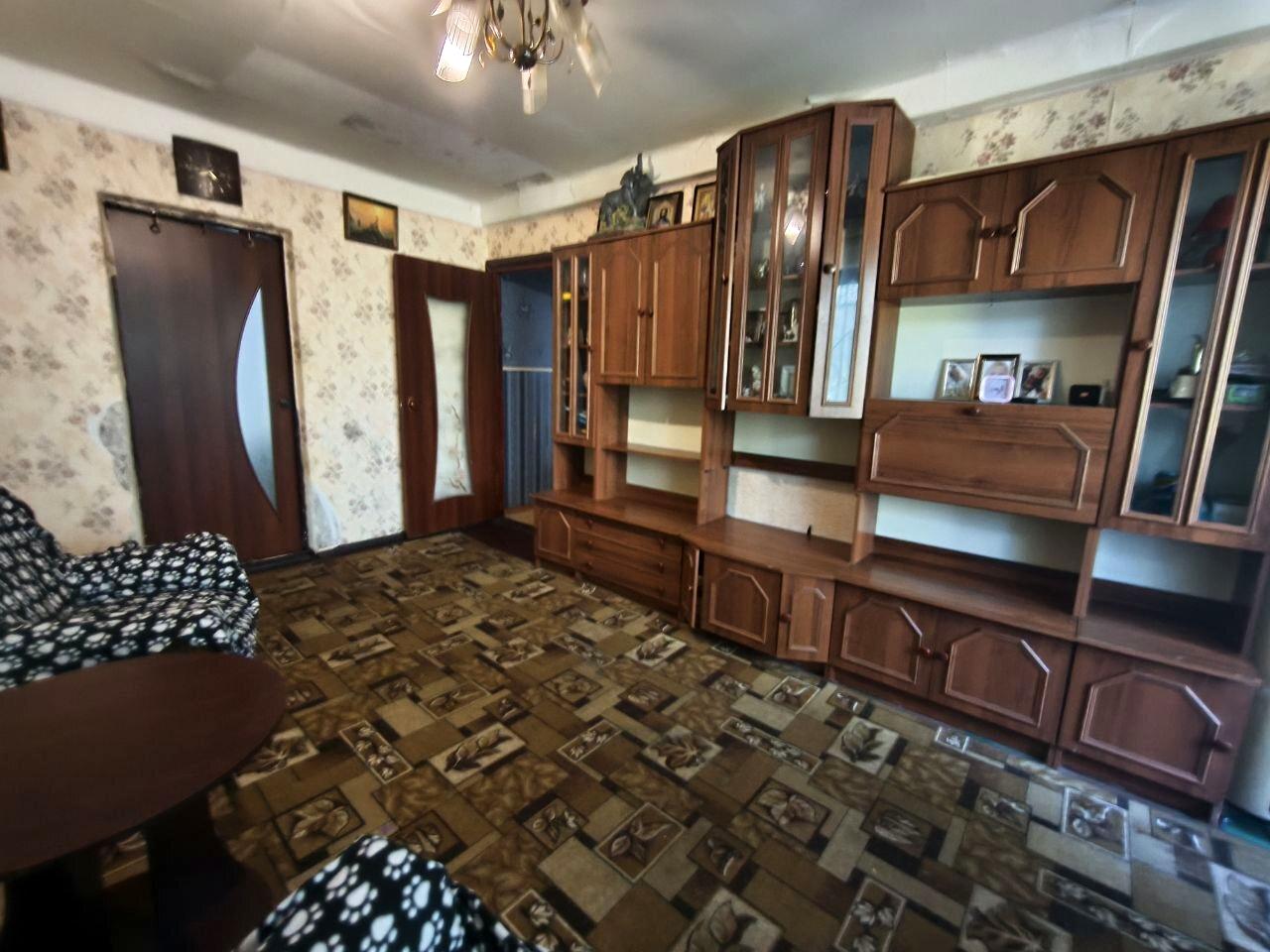 1869878564545324