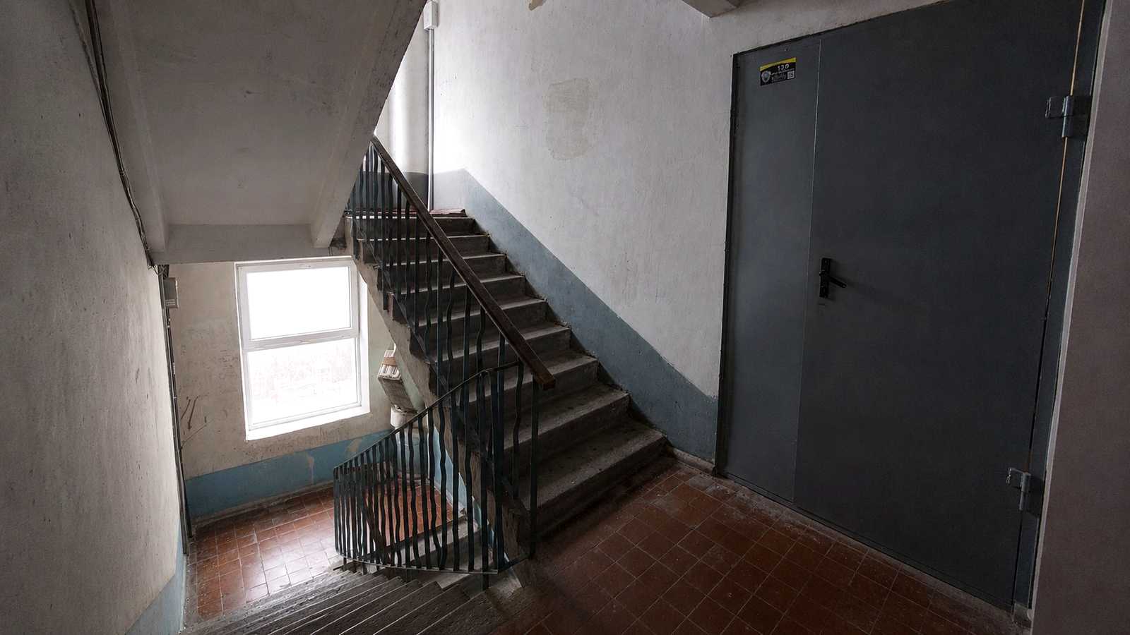 1869898543416054