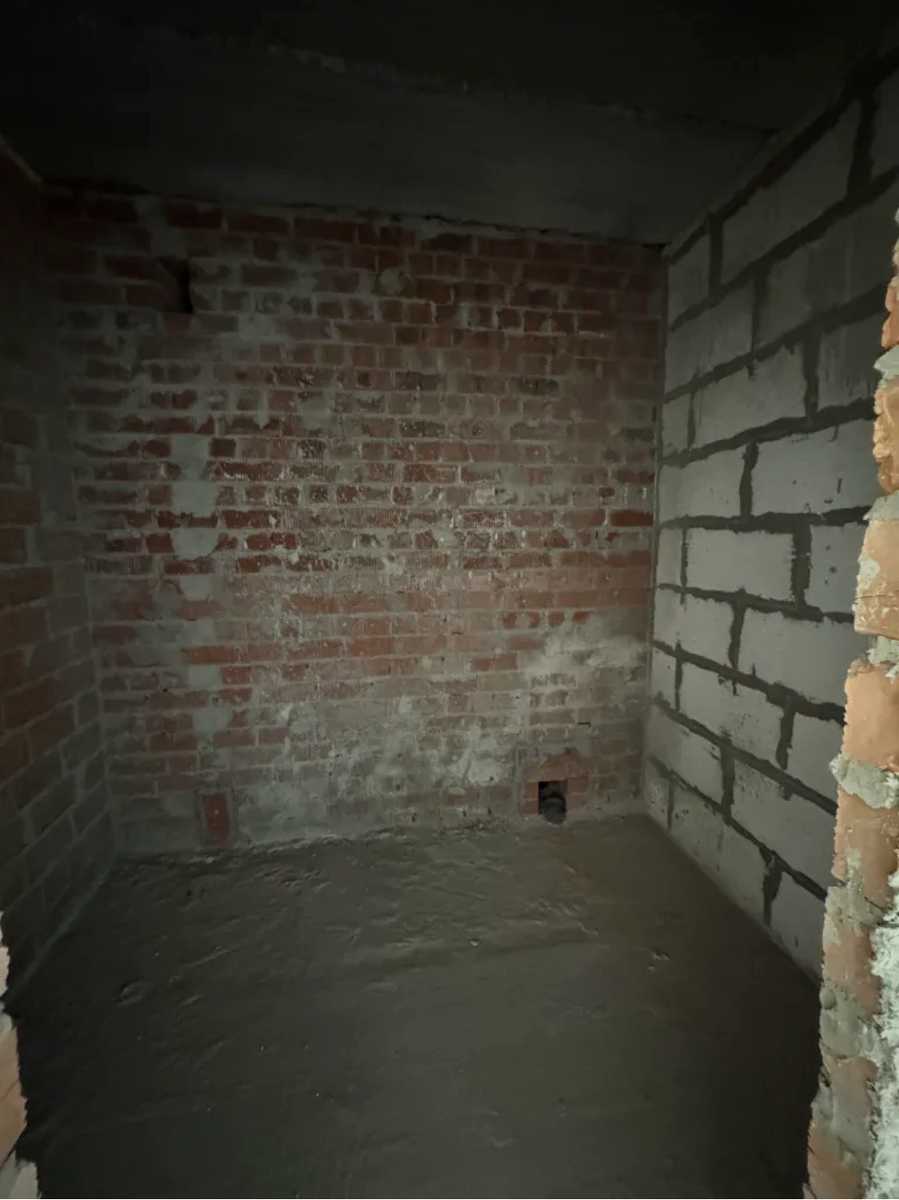 1869898868536867