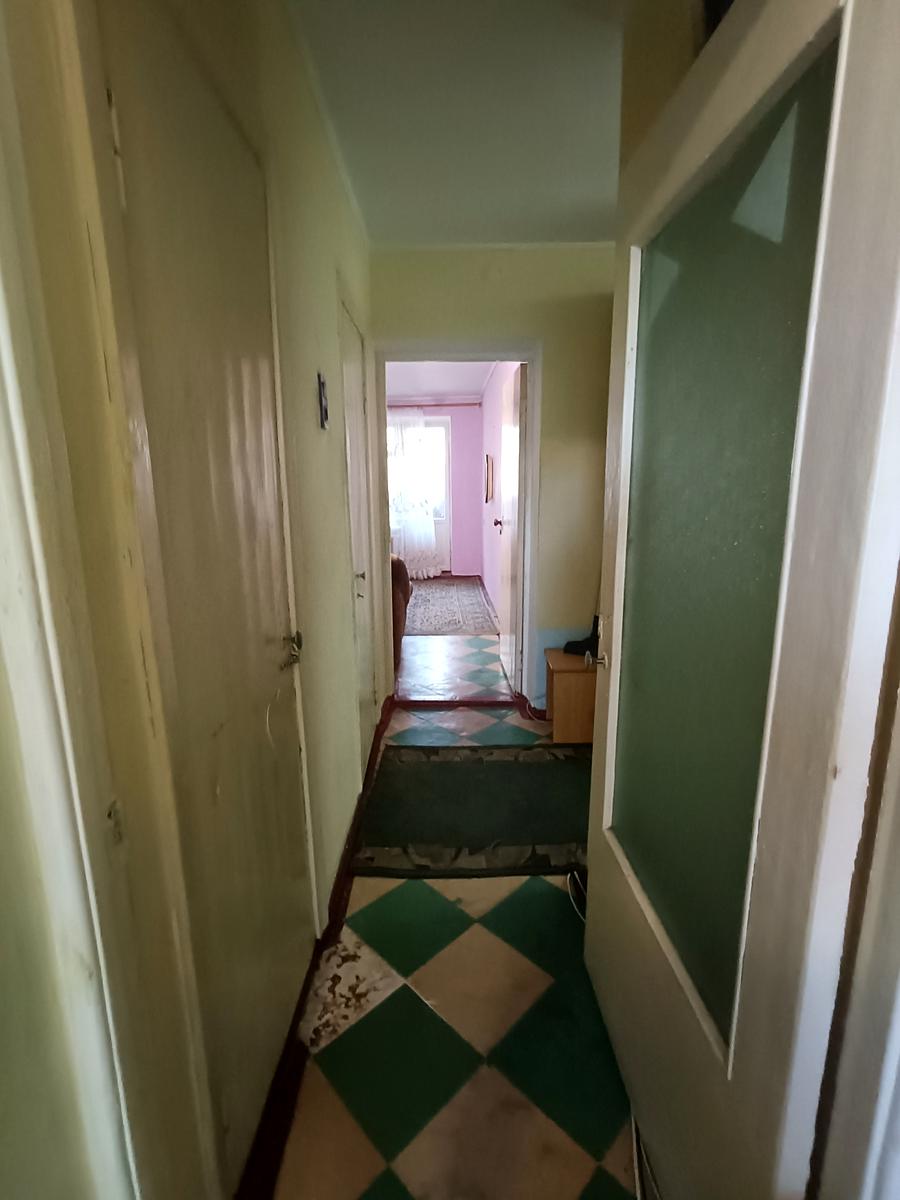 1869901271324367