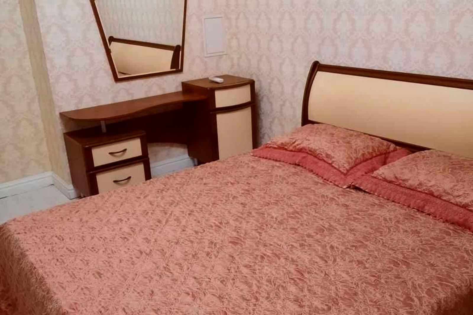 1869927246153586