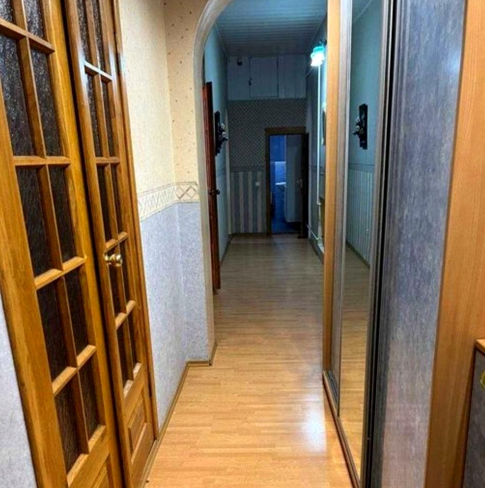 1869940471462744