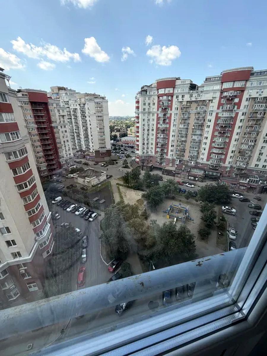 1869944295293746