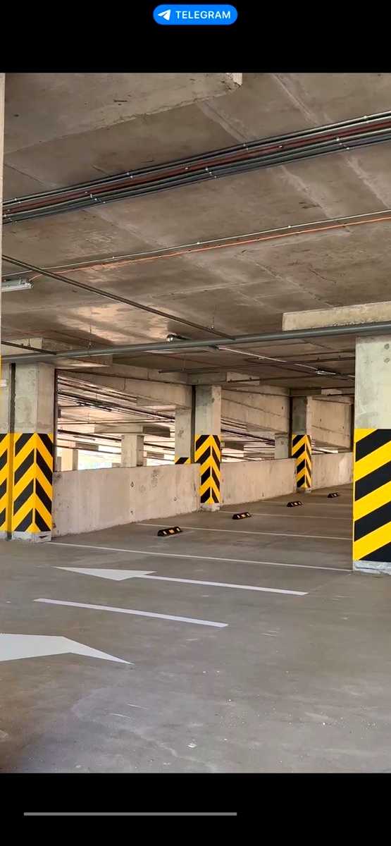 1869951548615813