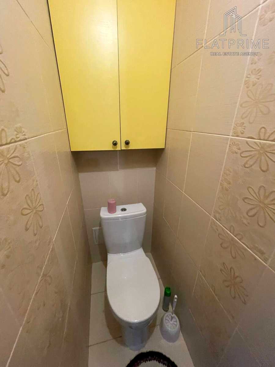 1869951741494698