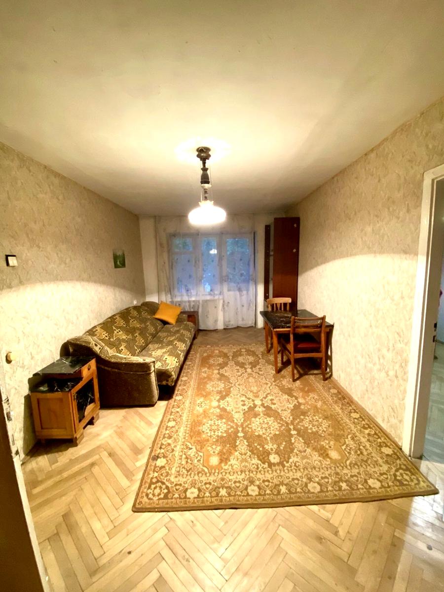 1869955340284700