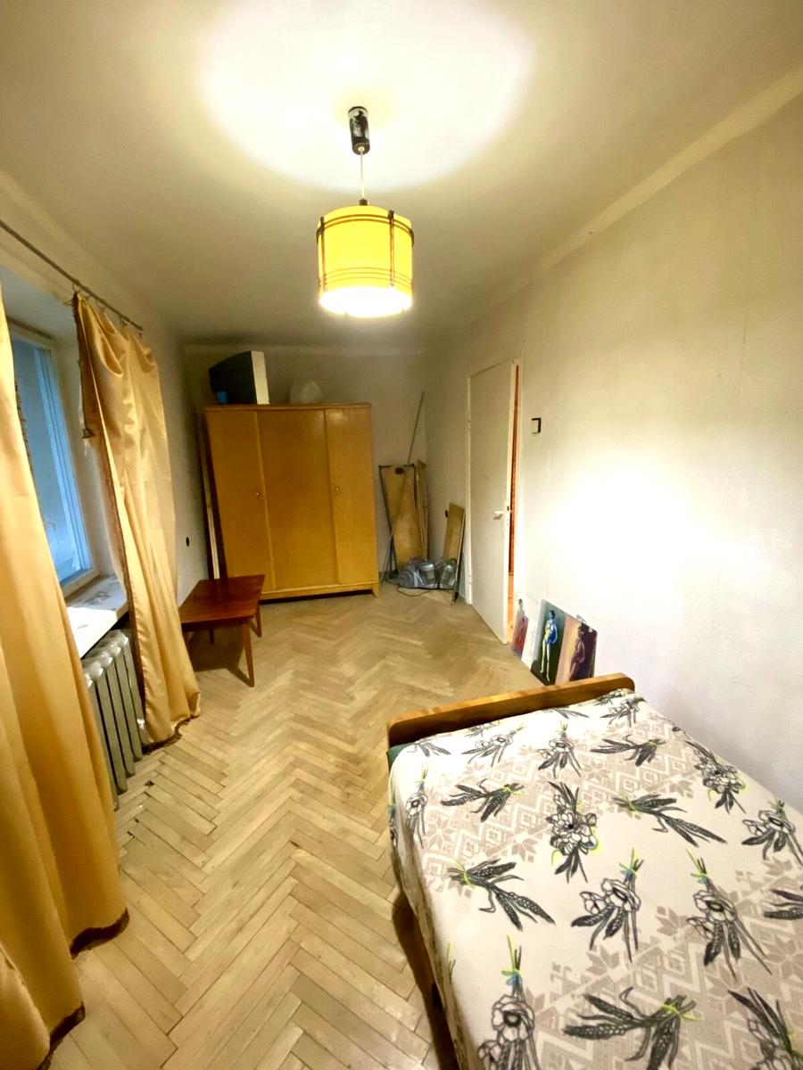 1869955340615966