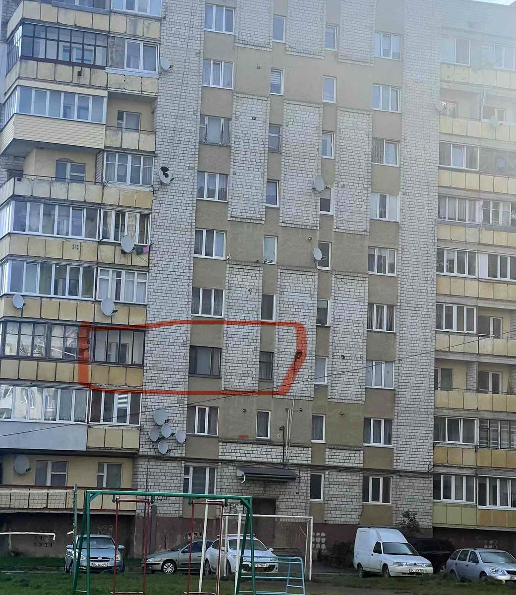 1869955906599520