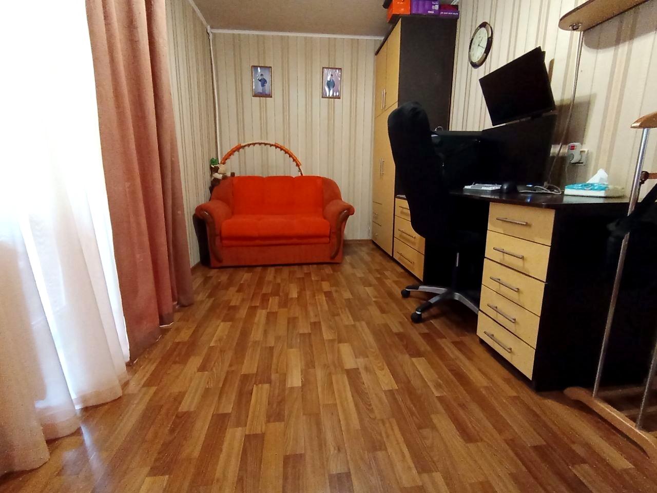 1869958115839731