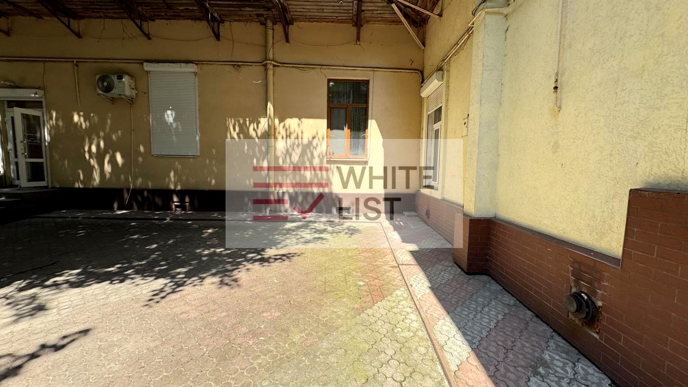 1869958195724680