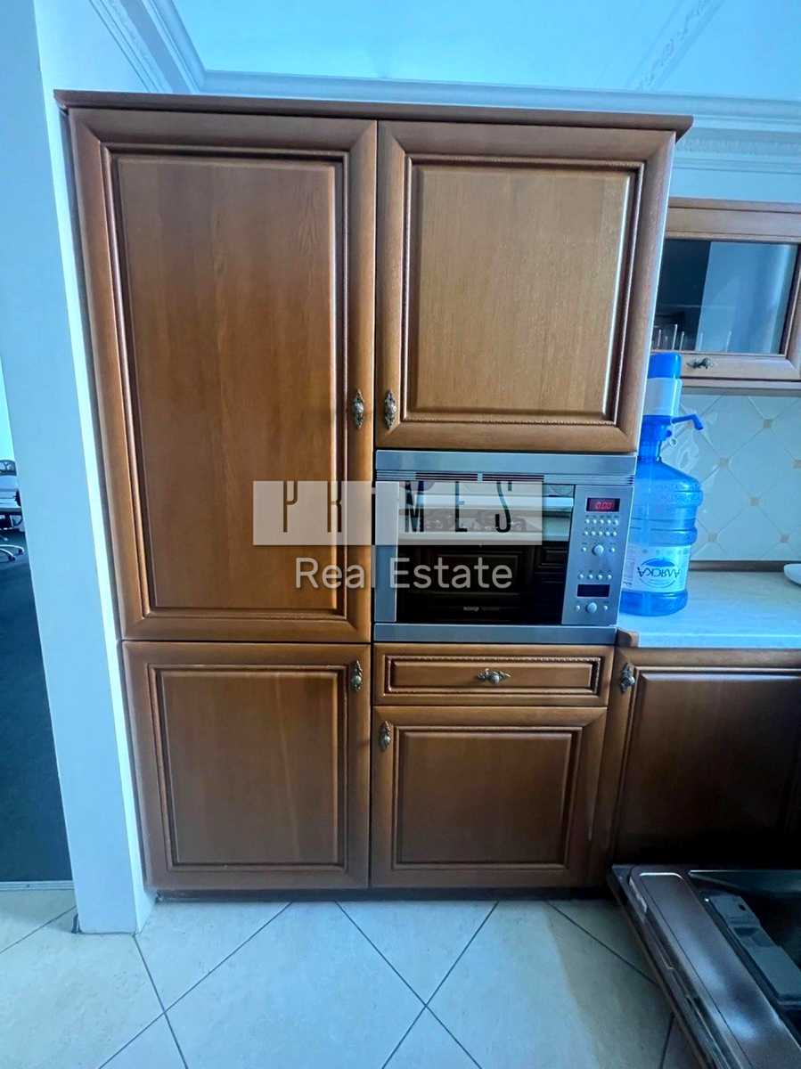 1869960500497438